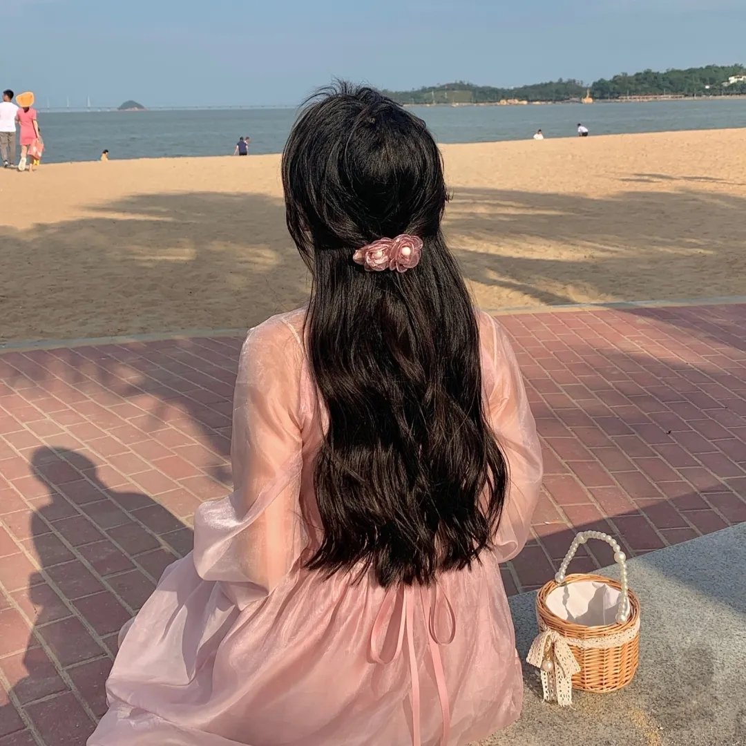 重返大海海报